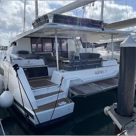 D'hote Sur Voilier Tres Luxueux * La Grande-Motte